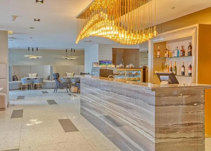 Amoresuite Residences At Acqua مانيلا