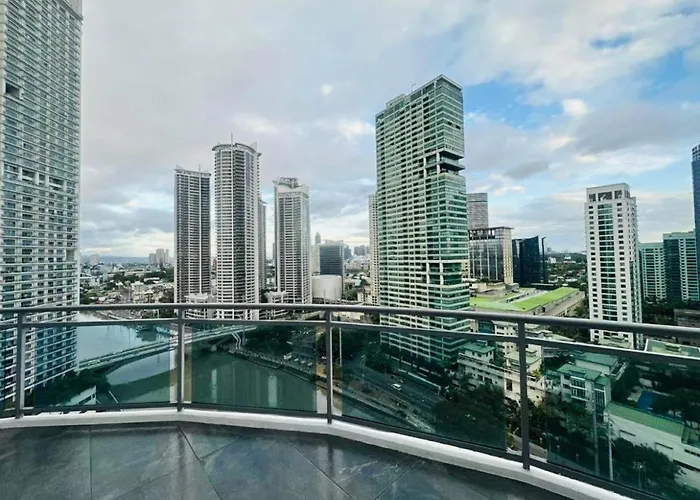 Amoresuite Residences At Acqua