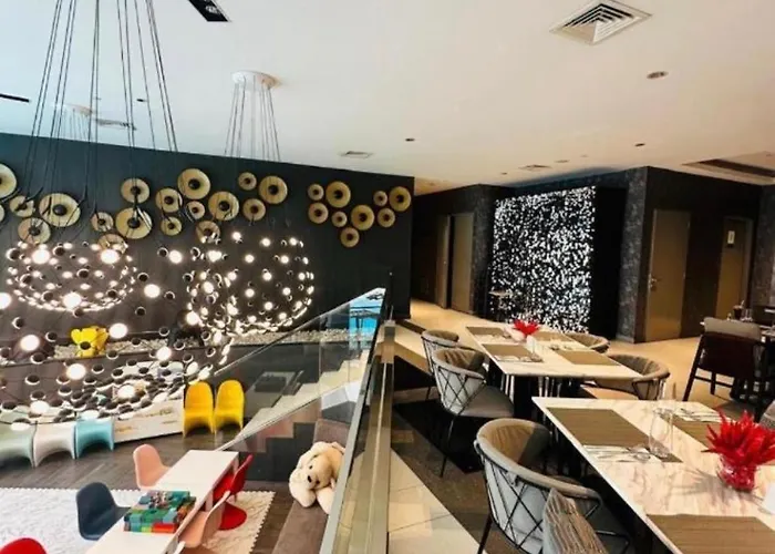 Amoresuite Residences At Acqua فندق مانيلا
