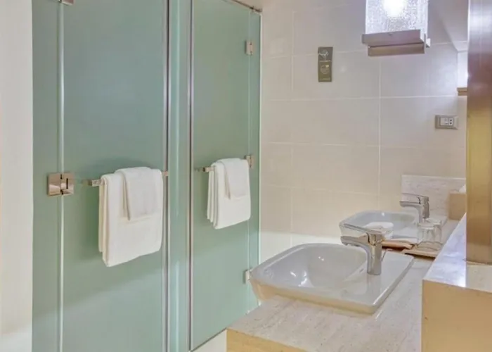 Amoresuite Residences At Acqua فندق مانيلا