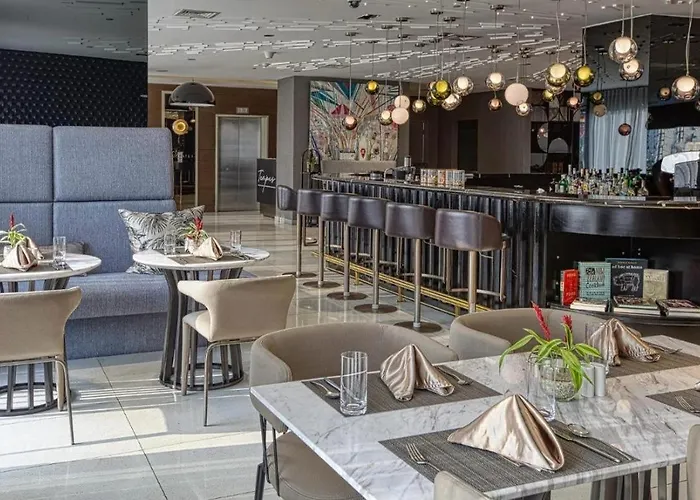 فندق Amoresuite Residences At Acqua مانيلا